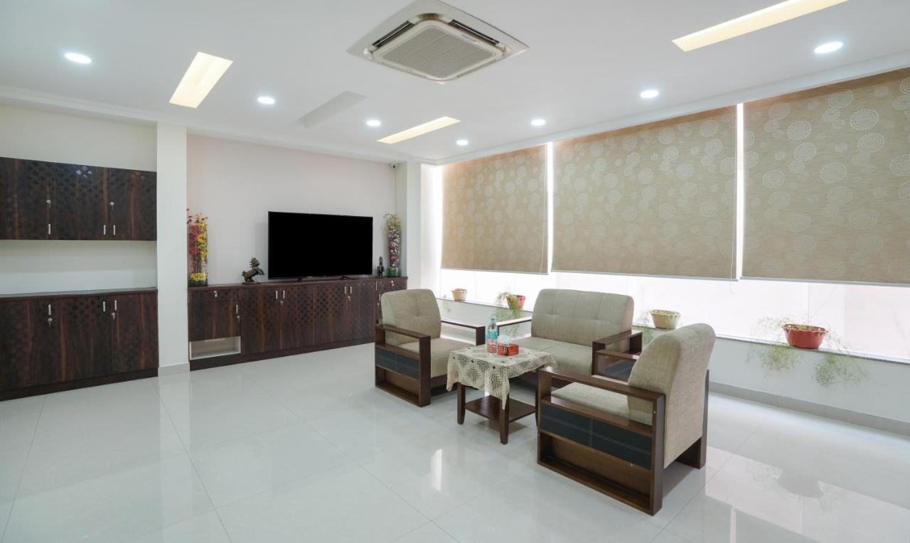 Treebo Trend Madras Inn Bagian luar foto